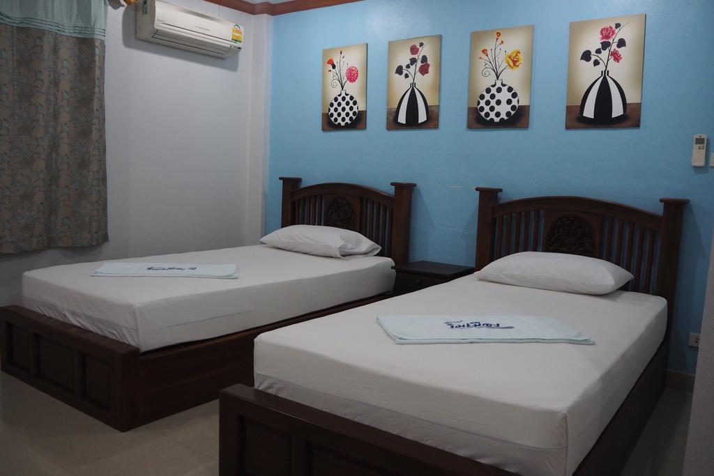 Rimmueng Resort Phanom Sarakham Exterior photo